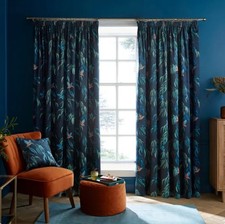 NATURAL HISTORY MUSEUM X