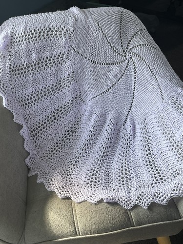 Beautiful hand knitted round - beautiful,