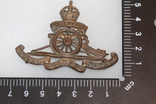 British army cap badge - army,