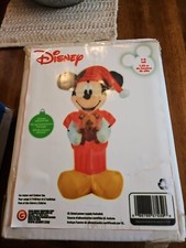 Mickey mouse holding - ft, bear