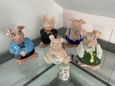 Wade NatWest pigs full set