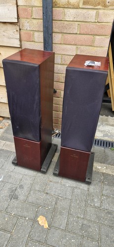 Linn keilidh speakers - -, walnut