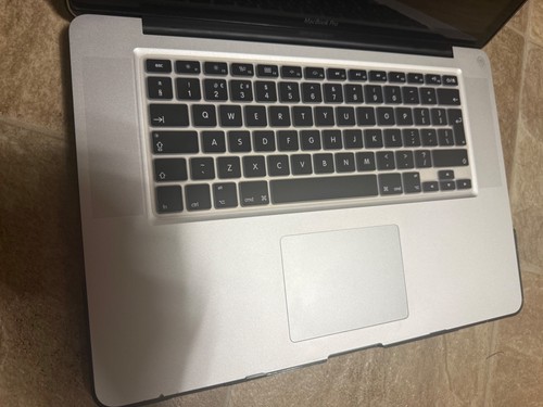 Apple macbook pro - macbook, late