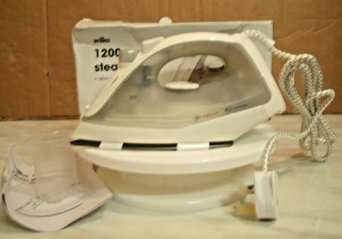 Wilko 1200w steam iron - 1200w,