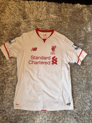 Liverpool 2015 away kit - 2015/16,