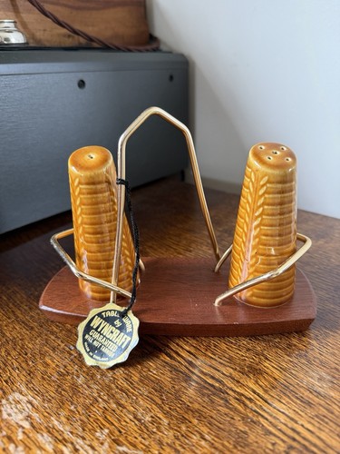 1960 retro wyncraft cruet - retro,