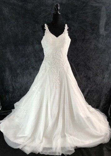 Stunning wedding dress marc - stunning,