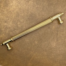 KITCHEN CABINET DOOR HANDLES /