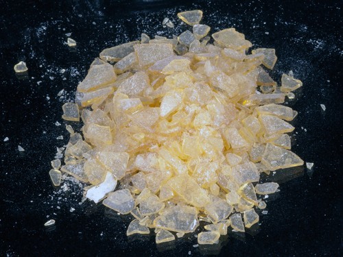 Colophony resin flakes pine - resin,