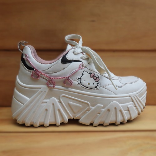 Sanrio bershka hello kitty - bershka,