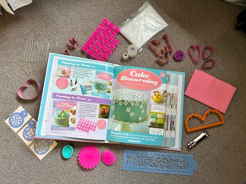 Deagostini cake decorating - cake,