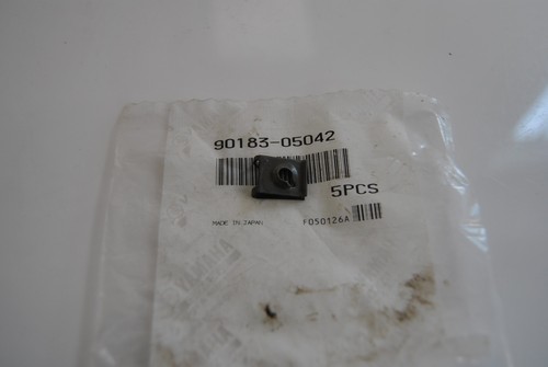 Spring nut clip mounting - spring,