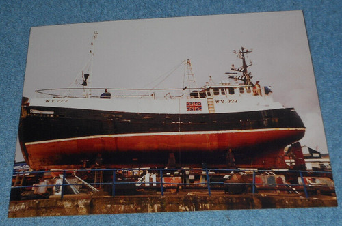 Vintage english fishing boat - vintage,