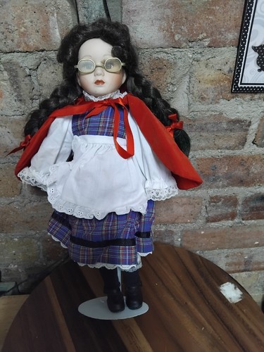 Genuine haunted doll - genuine,