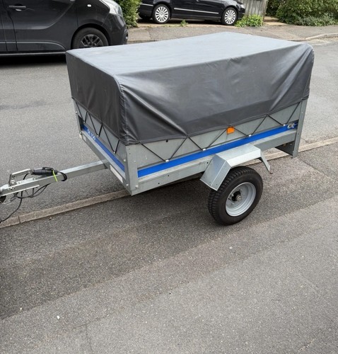 Car trailer maypole - by, maypole/erde