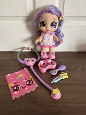 Rainbow Kate Kindi Kids - Shiver 'n' Shake Interactive Talking Nurse/Doctor Doll