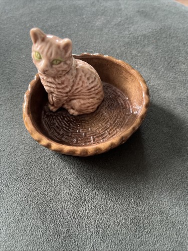 Wade whimsies cat - wade, basket