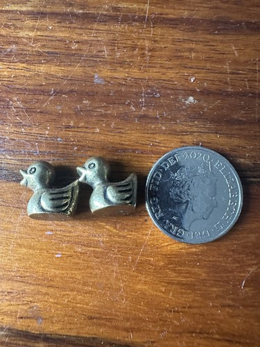 Tiny little brass - x, duckling