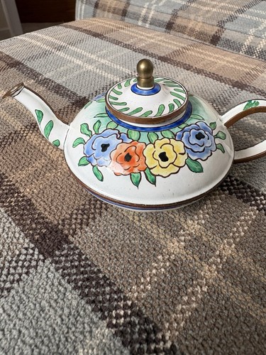 Small decorative trade - small, plus