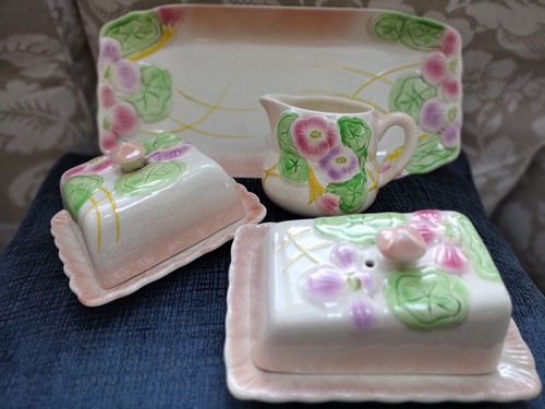 Vintage avon ware set 4 - set, x