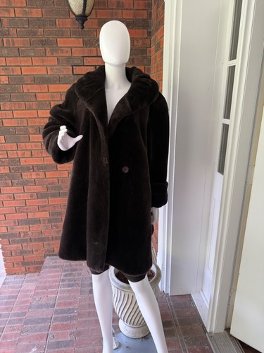 Gallery size medium dark brown - gallery,