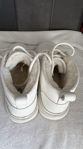 Stylish white leather - , ugg