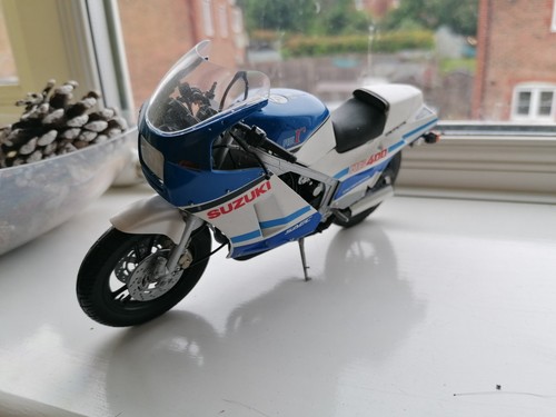 Tamiya suzuki rg400 built - suzuki,