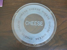 GLASS CHEESE PLATE  -  9.1/4"