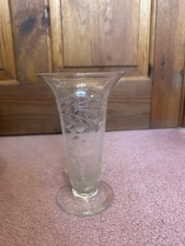 Vintage 6 Inch Vase With Base