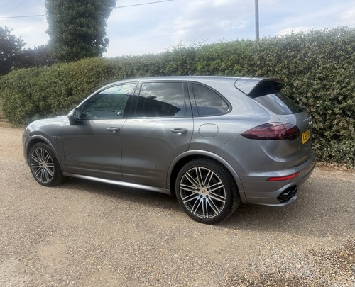 Porsche cayenne hybrid 0v6 - cayenne,
