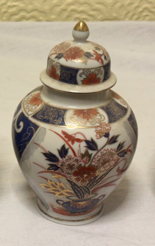 Japanese imari porcelain vase - imari,