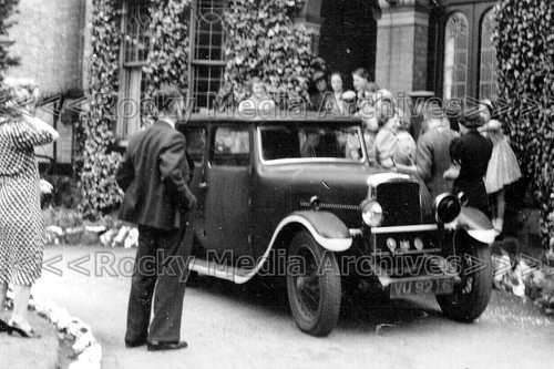 Zzv vintage alvis motor car - alvis,