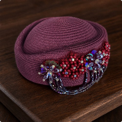 Short brim woven hat - short, with