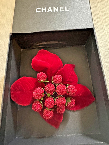 Vintage chanel red berry - vintage,