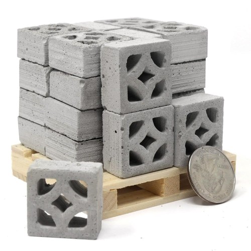 Dolls house pallet 24 - of,