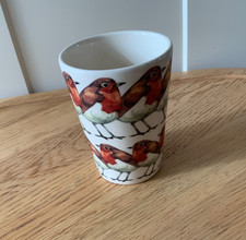 EMMA BRIDGEWATER BEAKER/TWO ROWS OF ROBINS/UNUSED/PERFECT CONDITION