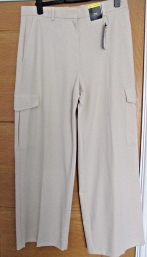 Ladies beige wide - m,