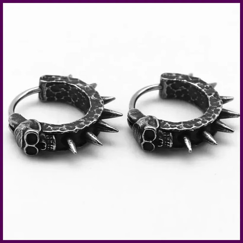 Black skull awl earrings - black,
