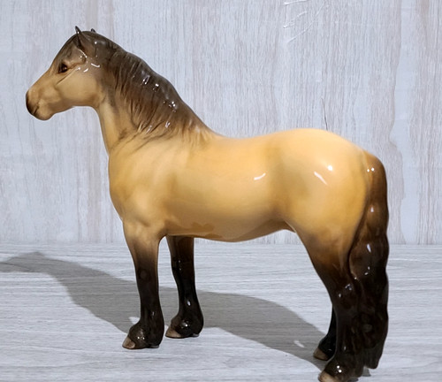 Beswick dun highland pony - beswick,