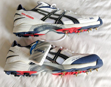 ASICS Gel Gully 2 Cricket