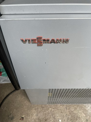 Commercial open front chiller - front,