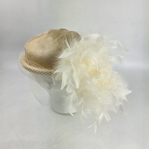 Marida cream feather - marida,