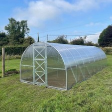 Polycarbonate Greenhouse With