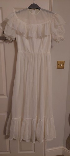 Vintage off white - white, peep