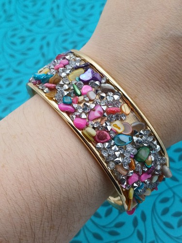 Striking colourful - striking,