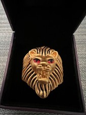 22ct Gold Ring. Lion Face