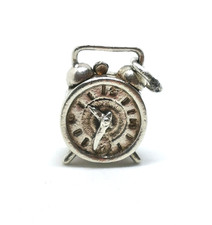 VINTAGE, SILVER CHARM / PENDANT, ALARM CLOCK WITH MOVING HANDS & CLAPPER