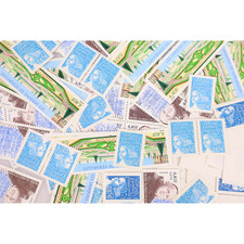 LOT OF 100 MINT FRENCH STAMPS