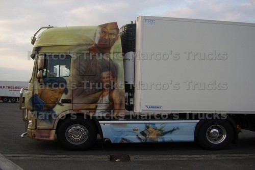 Truck photo mercedes - truck,