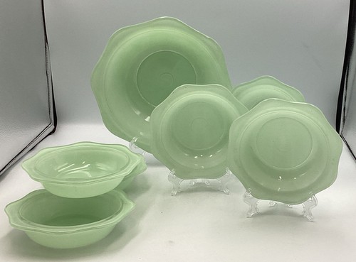 Pyrex trifle bowl - bowl, and